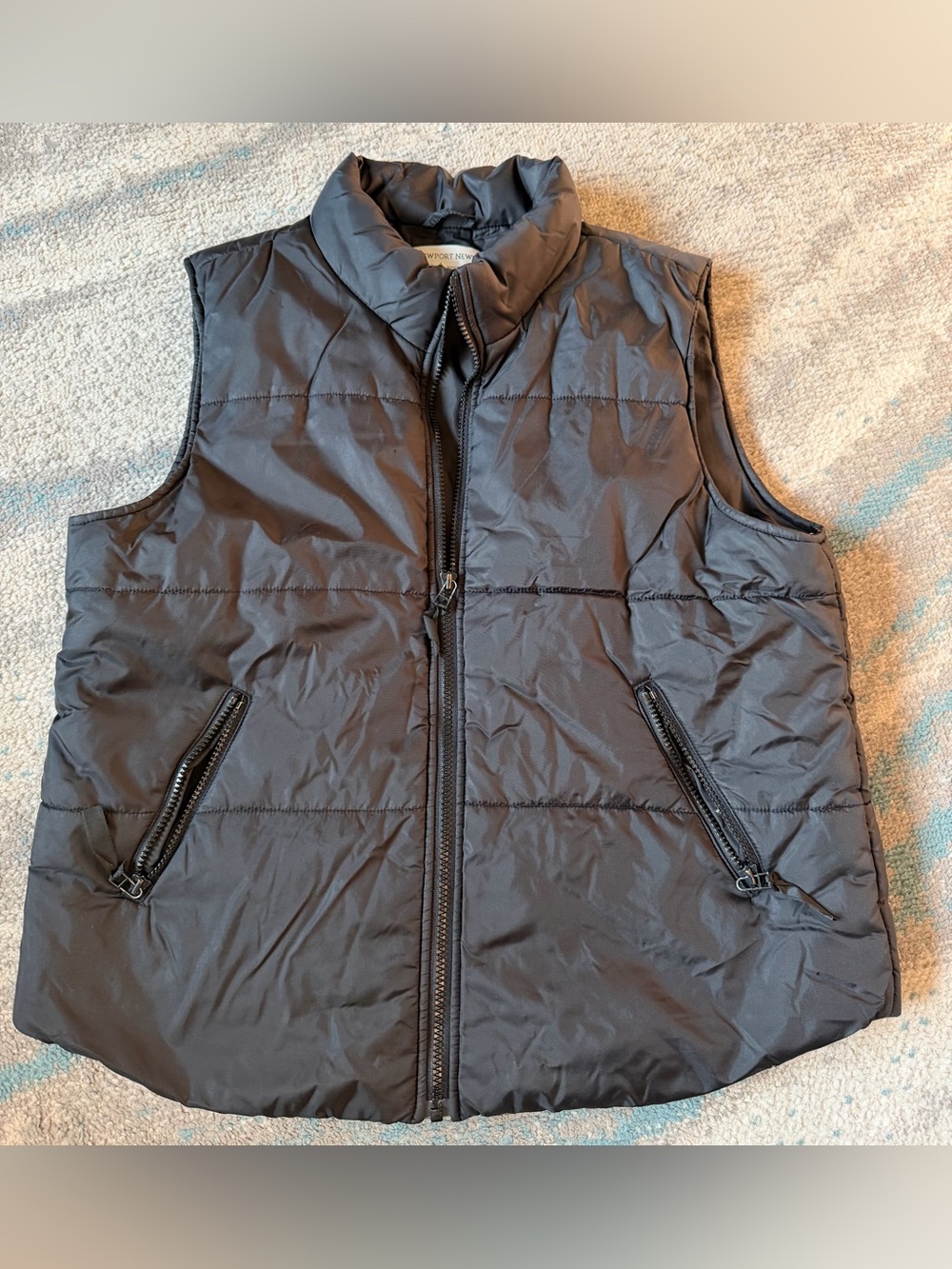 Newport News Black Quilted Women's Puffer Vest Size L